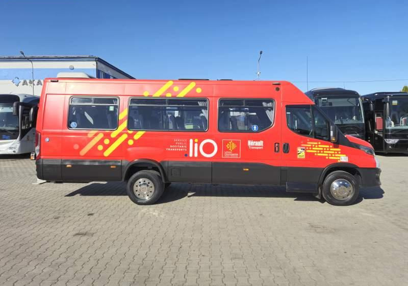 Iveco DAILY 65C18/SPROWADZONE/23 MIEJSCA/KLIM/WINDA - Μικρό λεωφορείο, Επιβατικό βαν: φωτογραφία 5 Iveco DAILY 65C18/SPROWADZONE/23 MIEJSCA/KLIM/WINDA - Μικρό λεωφορείο, Επιβατικό βαν: φωτογραφία 5