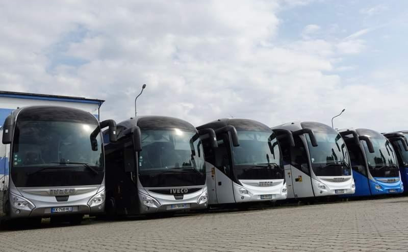 Iveco MAGELYS / SPROWADZONE / 12.80 M / 12.20 M / EURO 6 - Πούλμαν: φωτογραφία 2 Iveco MAGELYS / SPROWADZONE / 12.80 M / 12.20 M / EURO 6 - Πούλμαν: φωτογραφία 2