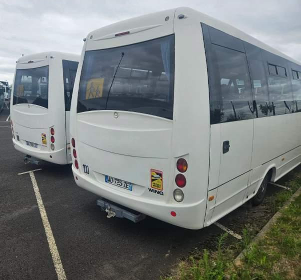 Iveco WING / SPROWADZONY/ 34 MIEJSCA/ MANUAL - Μικρό λεωφορείο, Επιβατικό βαν: φωτογραφία 3 Iveco WING / SPROWADZONY/ 34 MIEJSCA/ MANUAL - Μικρό λεωφορείο, Επιβατικό βαν: φωτογραφία 3