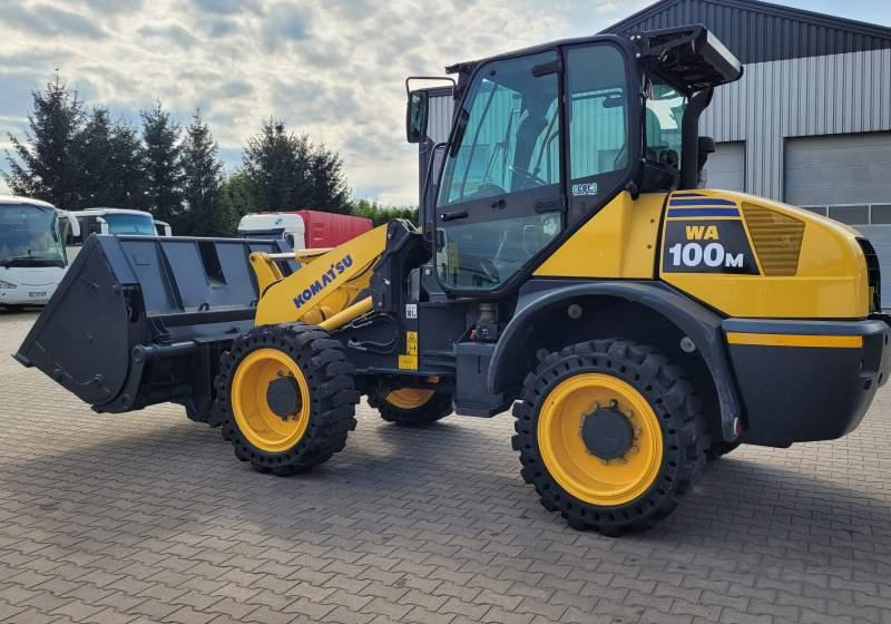 Komatsu WA1 100M / SPROWADZONA Z FRANCJI/ 6 300 MTH - Ελαστιχοφόρος φορτωτής: φωτογραφία 3 Komatsu WA1 100M / SPROWADZONA Z FRANCJI/ 6 300 MTH - Ελαστιχοφόρος φορτωτής: φωτογραφία 3