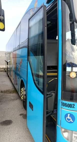 Mercedes-Benz TOURISMO M2 / SPROWADZONY / MANUAL / EURO 5 - Πούλμαν: φωτογραφία 2 Mercedes-Benz TOURISMO M2 / SPROWADZONY / MANUAL / EURO 5 - Πούλμαν: φωτογραφία 2