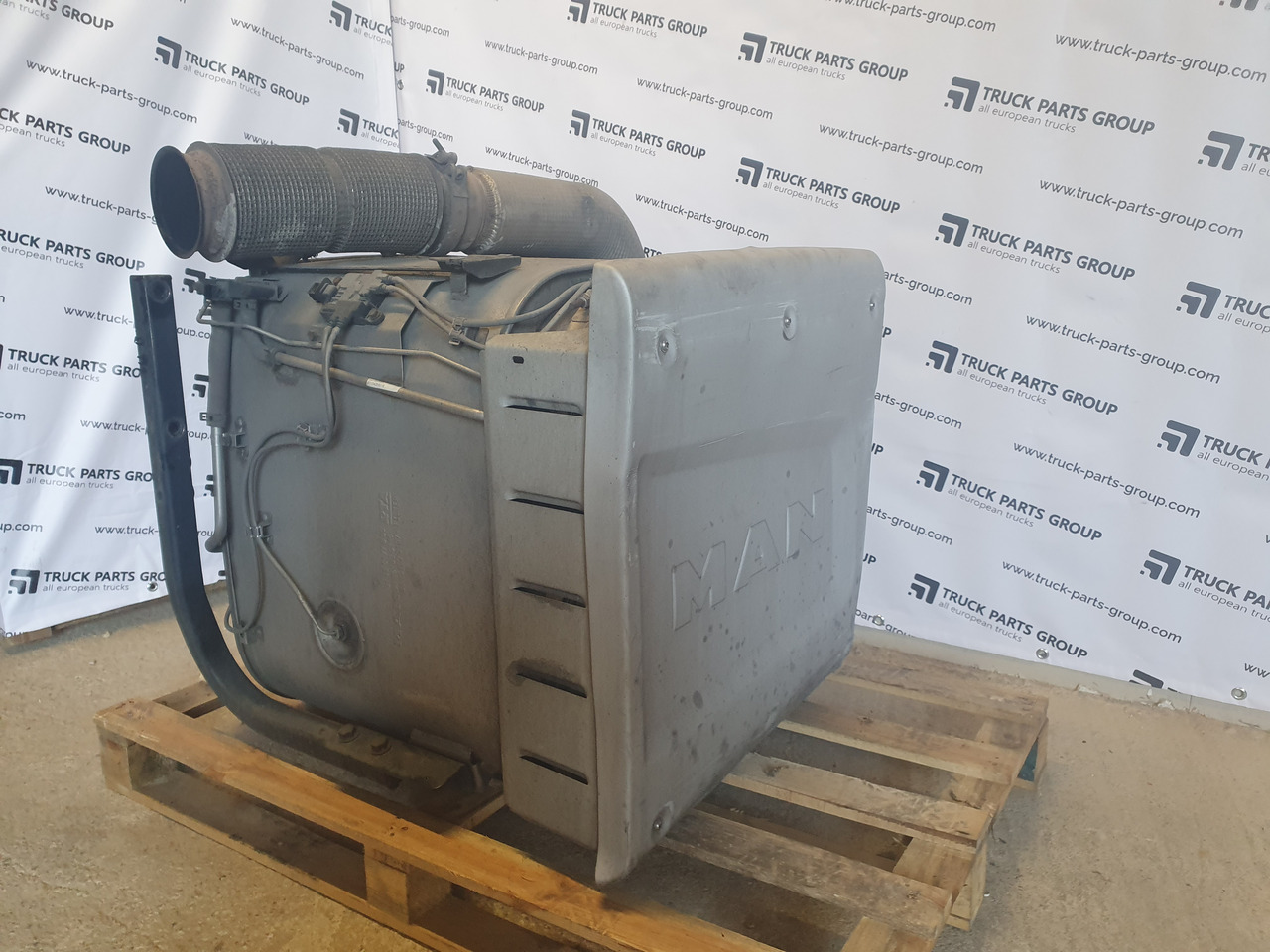 MAN MAN TGX, TGS EURO6, EURO 6 emission exhaust silencer assembly, catalyst, catalysator - Σιγαστήρας για Φορτηγό: φωτογραφία 2 MAN MAN TGX, TGS EURO6, EURO 6 emission exhaust silencer assembly, catalyst, catalysator - Σιγαστήρας για Φορτηγό: φωτογραφία 2