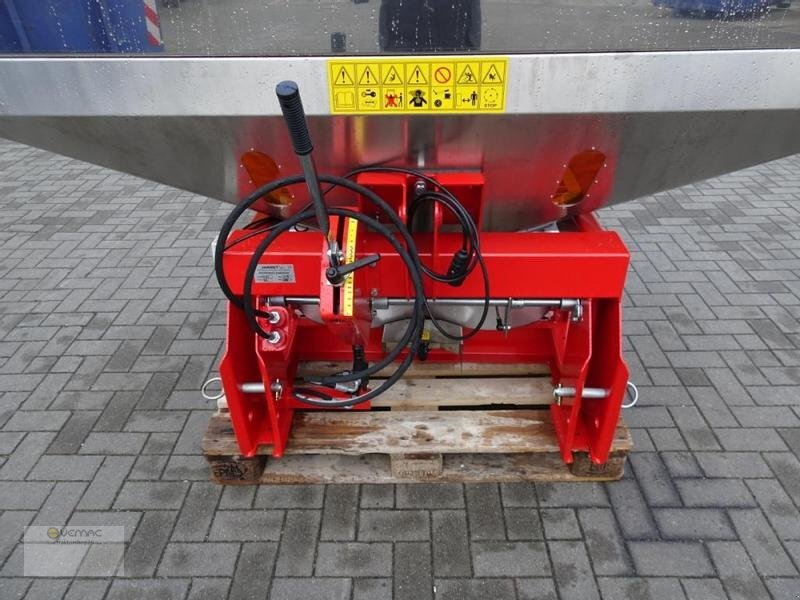 Vemac Zweischeibenstreuer 1200KG Streuer Winterdienst Traktor NEU - Λιπασματοδιανομέας: φωτογραφία 5 Vemac Zweischeibenstreuer 1200KG Streuer Winterdienst Traktor NEU - Λιπασματοδιανομέας: φωτογραφία 5