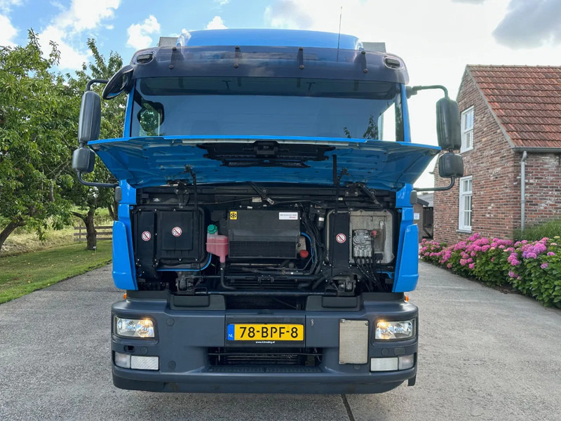 MAN TGM 15.250 / NL TRUCK / EURO 5 / SLIDING ROOF / BOX + TAILLIFT / FULL AIR / NAVI - Φορτηγό κόφα: φωτογραφία 3 MAN TGM 15.250 / NL TRUCK / EURO 5 / SLIDING ROOF / BOX + TAILLIFT / FULL AIR / NAVI - Φορτηγό κόφα: φωτογραφία 3