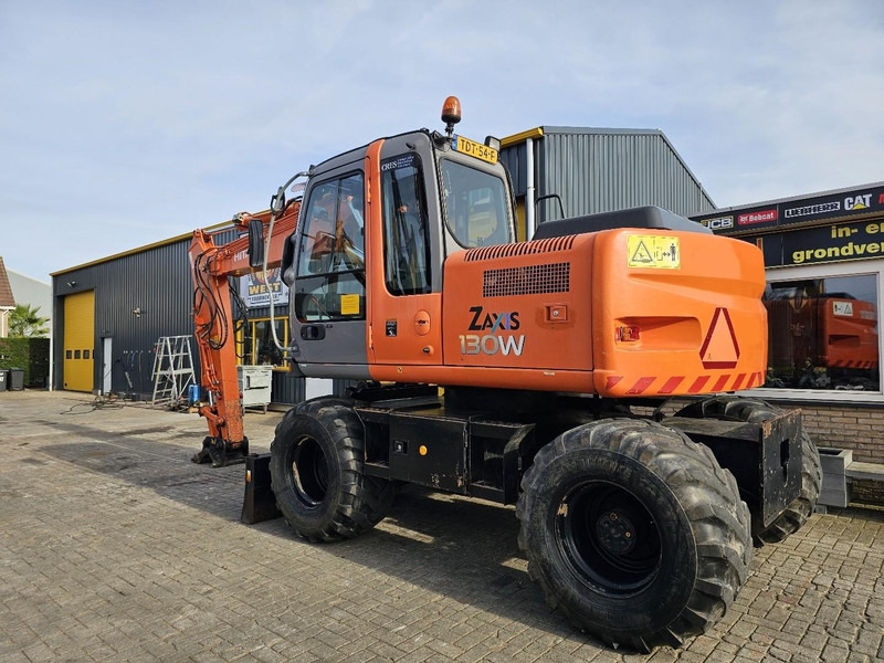 Hitachi ZAXIS 130 W - Τροχοφόρος εκσκαφέας: φωτογραφία 3 Hitachi ZAXIS 130 W - Τροχοφόρος εκσκαφέας: φωτογραφία 3