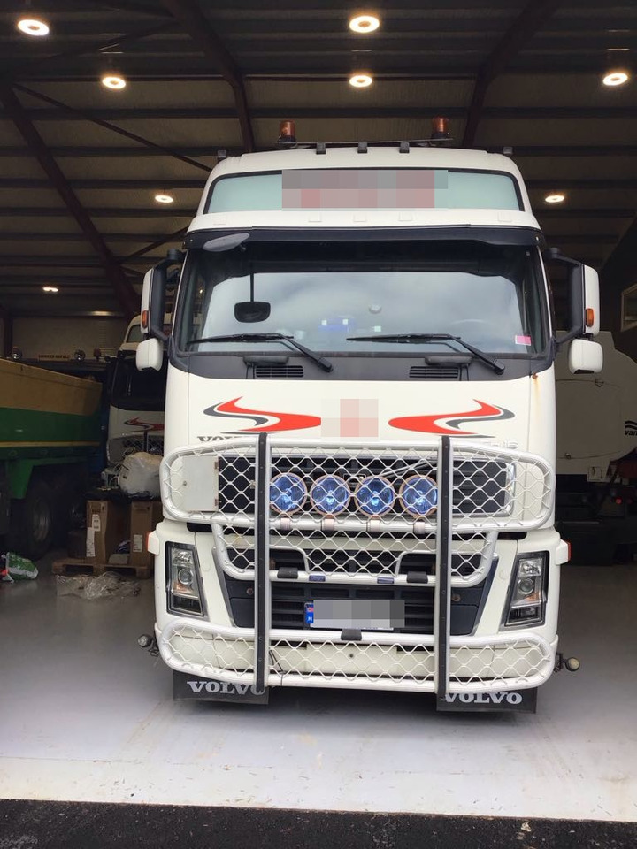 Volvo FH16 610 - Τράκτορας: φωτογραφία 3 Volvo FH16 610 - Τράκτορας: φωτογραφία 3