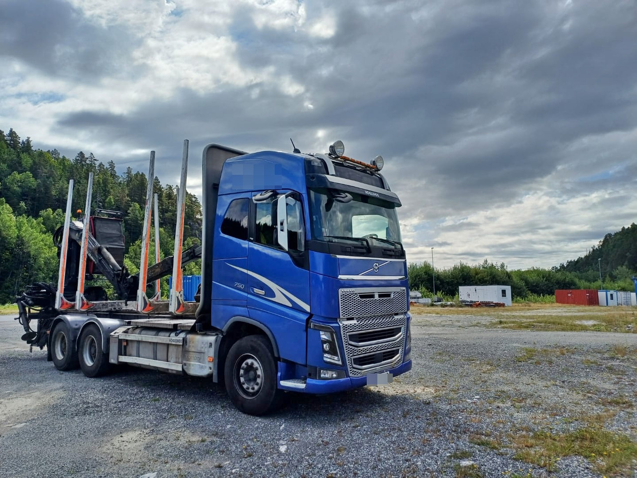 Volvo FH16 750 - Φορτηγό ξυλείας, Φορτηγό με γερανό: φωτογραφία 2 Volvo FH16 750 - Φορτηγό ξυλείας, Φορτηγό με γερανό: φωτογραφία 2