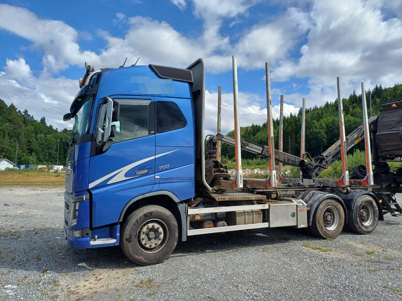 Volvo FH16 750 - Φορτηγό ξυλείας, Φορτηγό με γερανό: φωτογραφία 1 Volvo FH16 750 - Φορτηγό ξυλείας, Φορτηγό με γερανό: φωτογραφία 1
