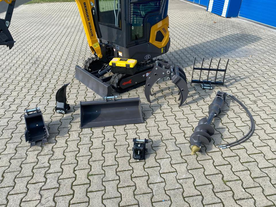 Minibagger BK1250KJSR inkl. kleinem Zubehörpaket *INKL.19% MWST*BERGER KRAUS*KUBOTA* VERSTELLFAHRWERK*SOFORT!* - Μίνι εκσκαφέας: φωτογραφία 3 Minibagger BK1250KJSR inkl. kleinem Zubehörpaket *INKL.19% MWST*BERGER KRAUS*KUBOTA* VERSTELLFAHRWERK*SOFORT!* - Μίνι εκσκαφέας: φωτογραφία 3