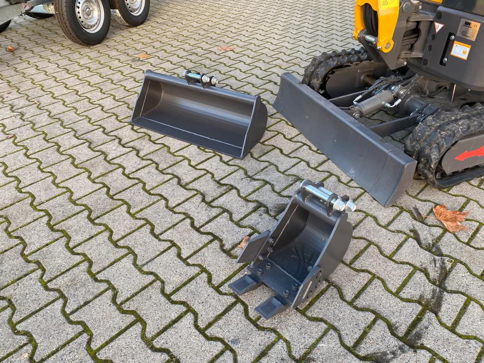 Minibagger BK1250KSR im Komplettpaket mit Kippanhänger und Auffahrrampen *INKL.19% MWST*BERGER KRAUS*SOFORT!* - Μίνι εκσκαφέας: φωτογραφία 5 Minibagger BK1250KSR im Komplettpaket mit Kippanhänger und Auffahrrampen *INKL.19% MWST*BERGER KRAUS*SOFORT!* - Μίνι εκσκαφέας: φωτογραφία 5