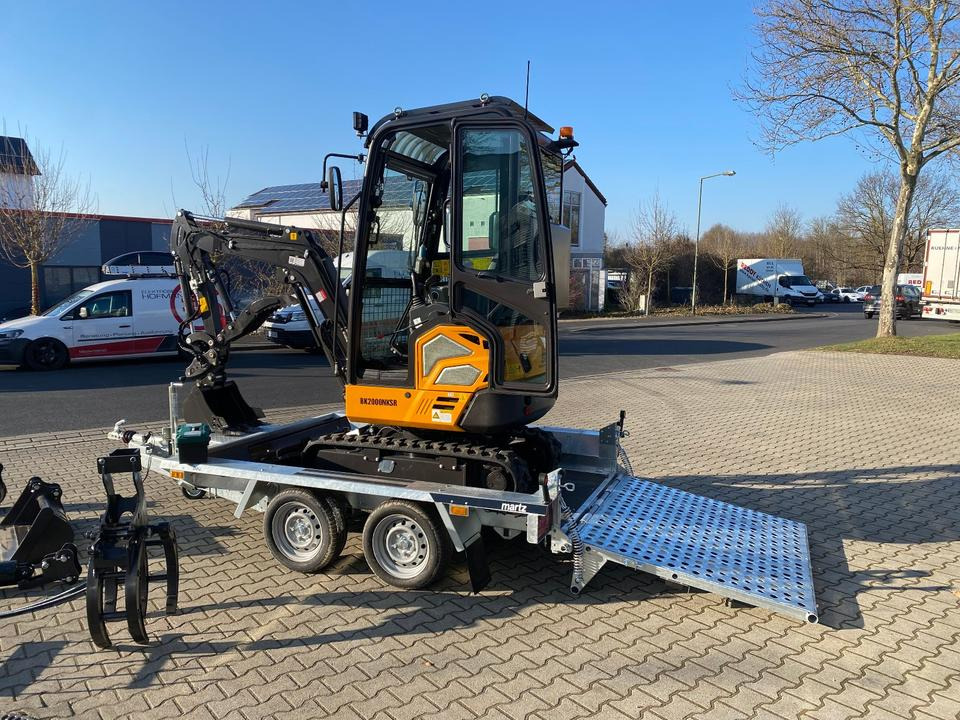 Minibagger BK2000NKSR + Tieflader + Zubehör *INKL.19% MWST*BERGER KRAUS*KUBOTA* KLIMA*SCHWENKARM*VERSTELLFAHRWERK* - Μίνι εκσκαφέας: φωτογραφία 5 Minibagger BK2000NKSR + Tieflader + Zubehör *INKL.19% MWST*BERGER KRAUS*KUBOTA* KLIMA*SCHWENKARM*VERSTELLFAHRWERK* - Μίνι εκσκαφέας: φωτογραφία 5