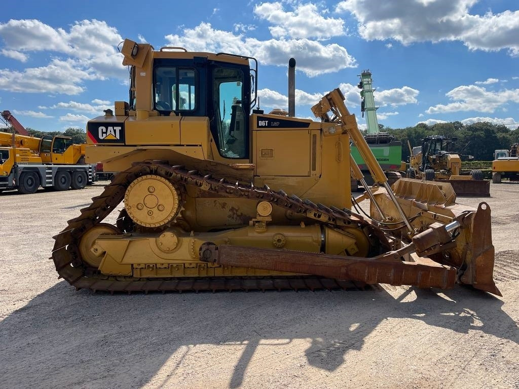CAT D 6 T LGP - Μπουλντόζα: φωτογραφία 5 CAT D 6 T LGP - Μπουλντόζα: φωτογραφία 5