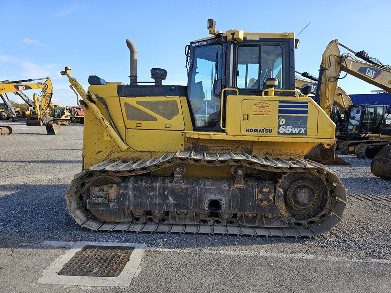 KOMATSU D65WX-17 - Μπουλντόζα: φωτογραφία 2 KOMATSU D65WX-17 - Μπουλντόζα: φωτογραφία 2