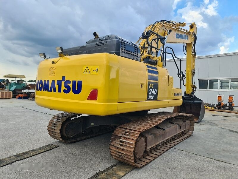 Komatsu PC240NLC-11 - Ερπυστριοφόρος εκσκαφέας: φωτογραφία 3 Komatsu PC240NLC-11 - Ερπυστριοφόρος εκσκαφέας: φωτογραφία 3