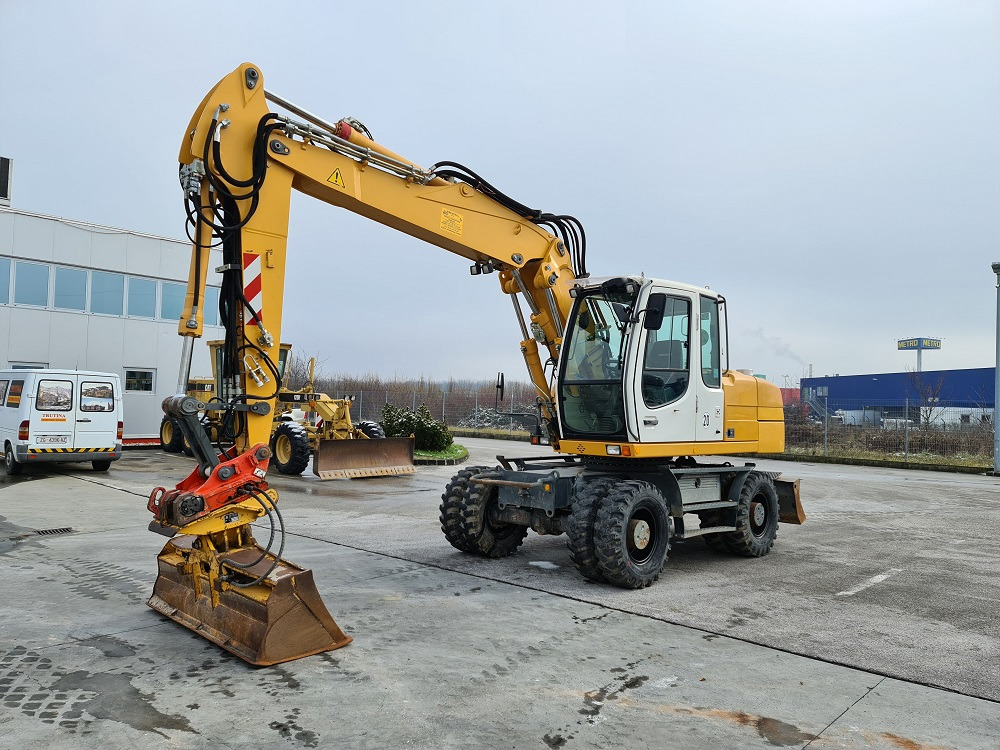 LIEBHERR A316 - Κατασκευή μηχανήματα: φωτογραφία 1 LIEBHERR A316 - Κατασκευή μηχανήματα: φωτογραφία 1