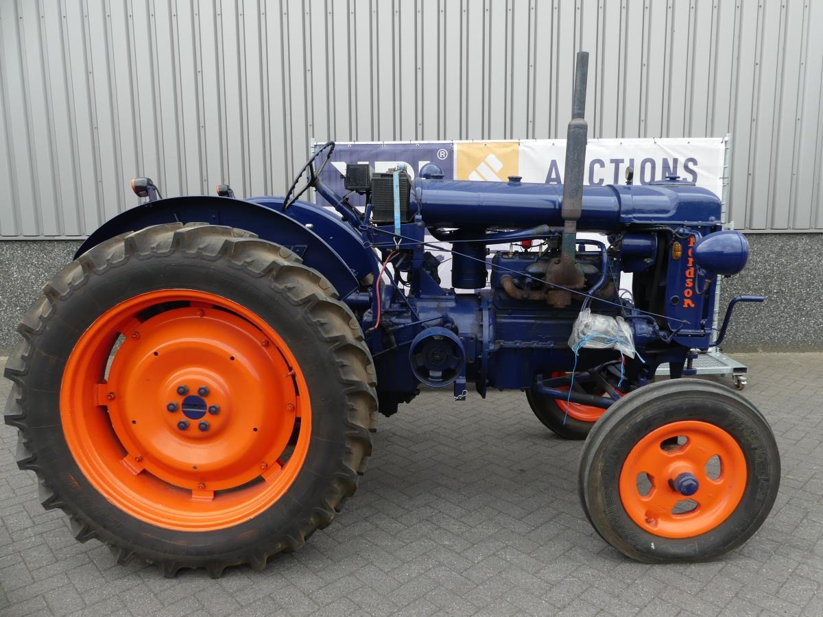 Fordson 27N - Τρακτέρ: φωτογραφία 4 Fordson 27N - Τρακτέρ: φωτογραφία 4