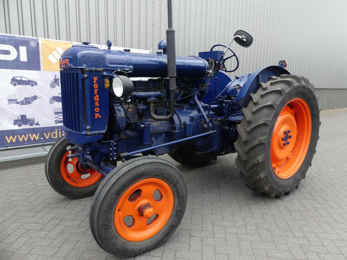 Fordson 27N - Τρακτέρ: φωτογραφία 2 Fordson 27N - Τρακτέρ: φωτογραφία 2