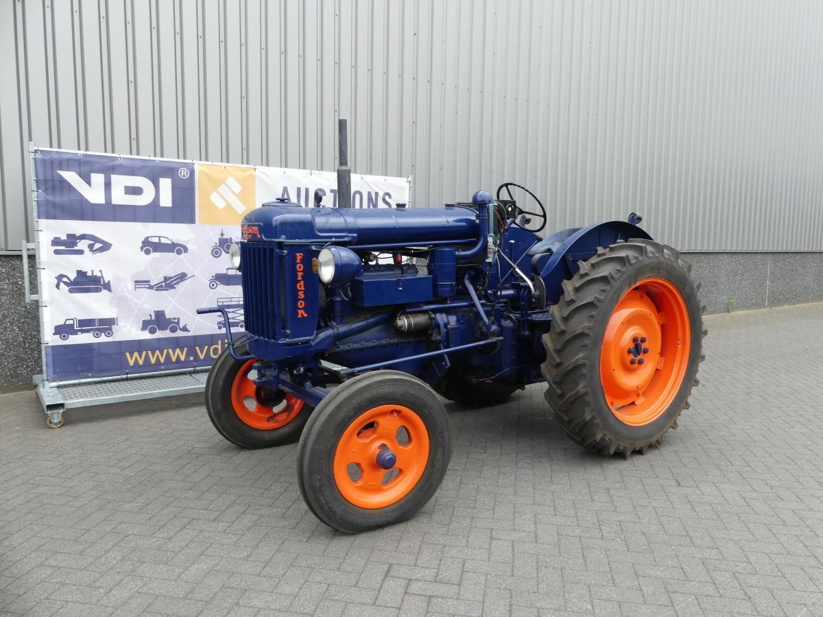 Fordson 27N - Τρακτέρ: φωτογραφία 2 Fordson 27N - Τρακτέρ: φωτογραφία 2