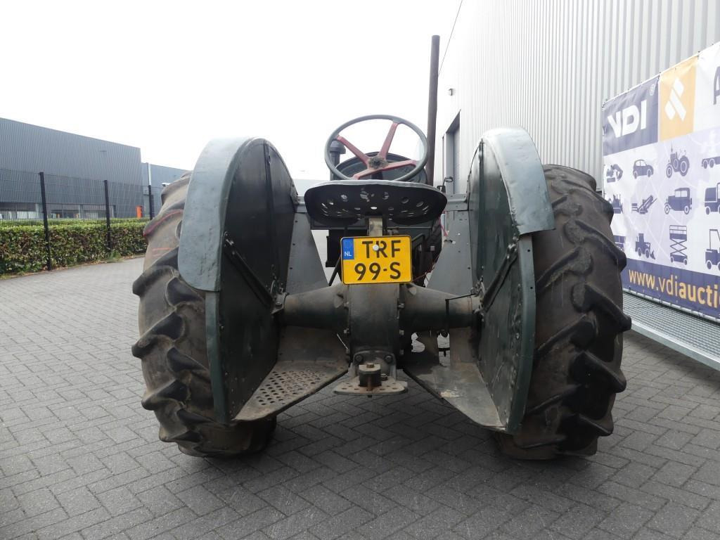 Fordson F - Τρακτέρ: φωτογραφία 5 Fordson F - Τρακτέρ: φωτογραφία 5