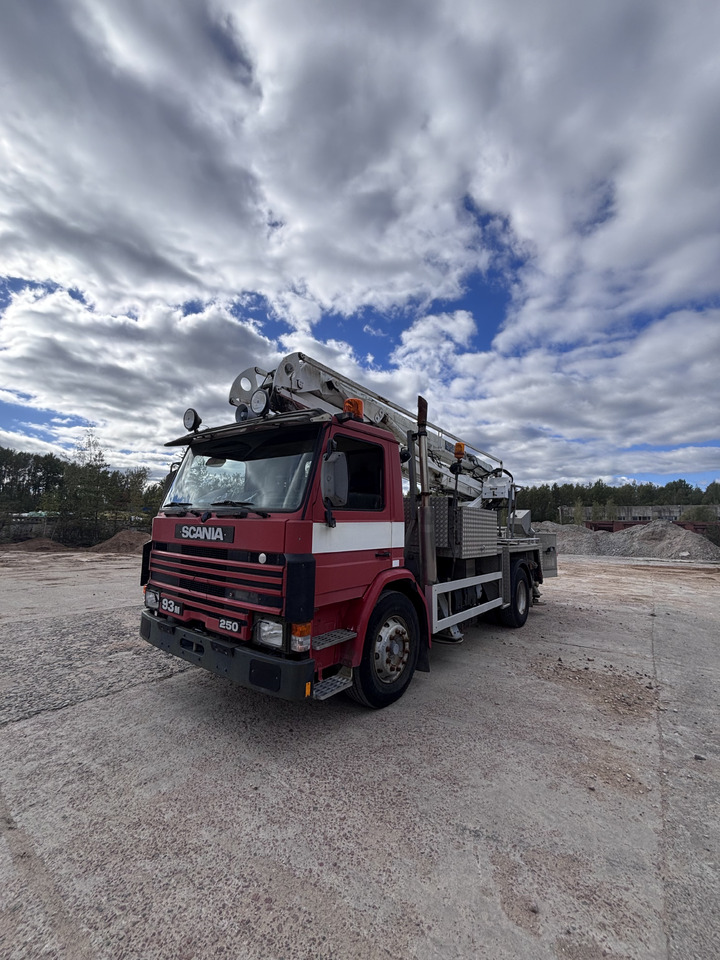 SCANIA - Πυροσβεστικό όχημα: φωτογραφία 1 SCANIA - Πυροσβεστικό όχημα: φωτογραφία 1