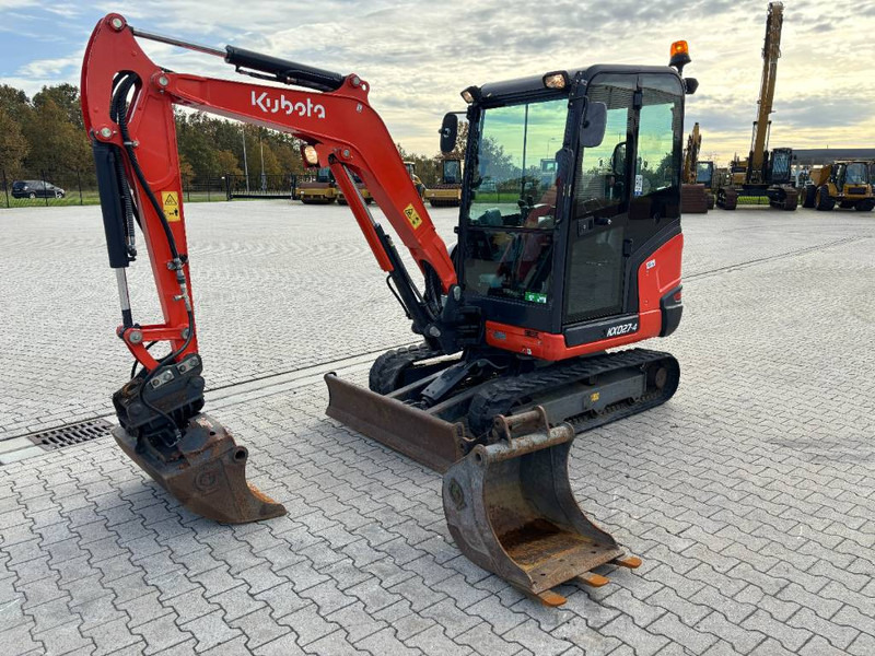 Kubota KX 027-4 - Μίνι εκσκαφέας: φωτογραφία 1 Kubota KX 027-4 - Μίνι εκσκαφέας: φωτογραφία 1