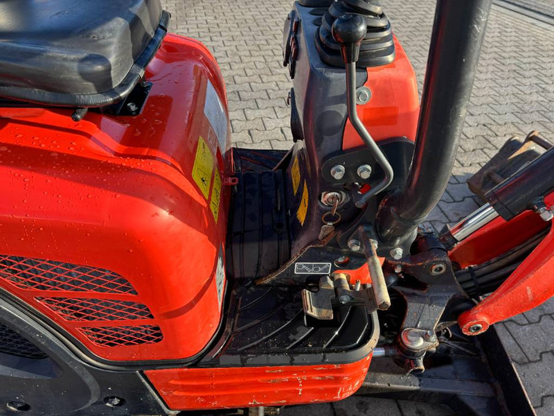 Μίνι εκσκαφέας Kubota U10-3: φωτογραφία 17 Μίνι εκσκαφέας Kubota U10-3: φωτογραφία 17