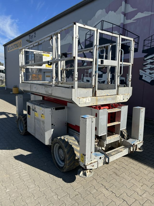 GENIE GS3369RT - Ψαλιδωτό ανυψωτικό: φωτογραφία 3 GENIE GS3369RT - Ψαλιδωτό ανυψωτικό: φωτογραφία 3