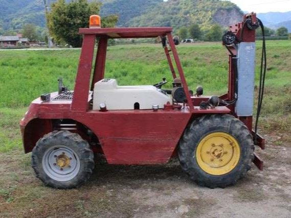 Manitou MC20P - Φορτηγό ανωμάλου εδάφους: φωτογραφία 3 Manitou MC20P - Φορτηγό ανωμάλου εδάφους: φωτογραφία 3