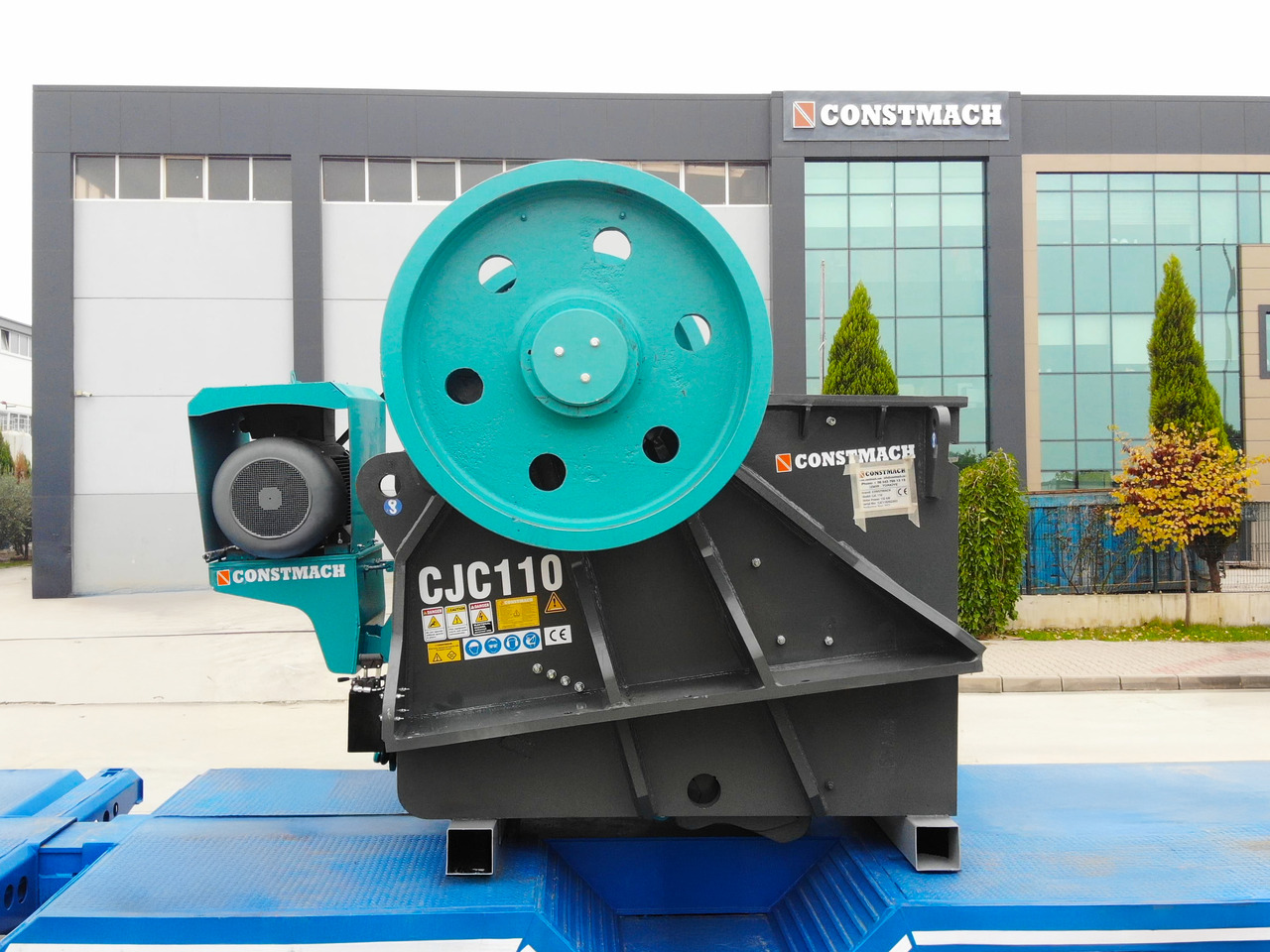 Constmach Delivery Of 60-110 Tph Jaw Crushers In Stock - Θραυστήρας σιαγόνων: φωτογραφία 2 Constmach Delivery Of 60-110 Tph Jaw Crushers In Stock - Θραυστήρας σιαγόνων: φωτογραφία 2