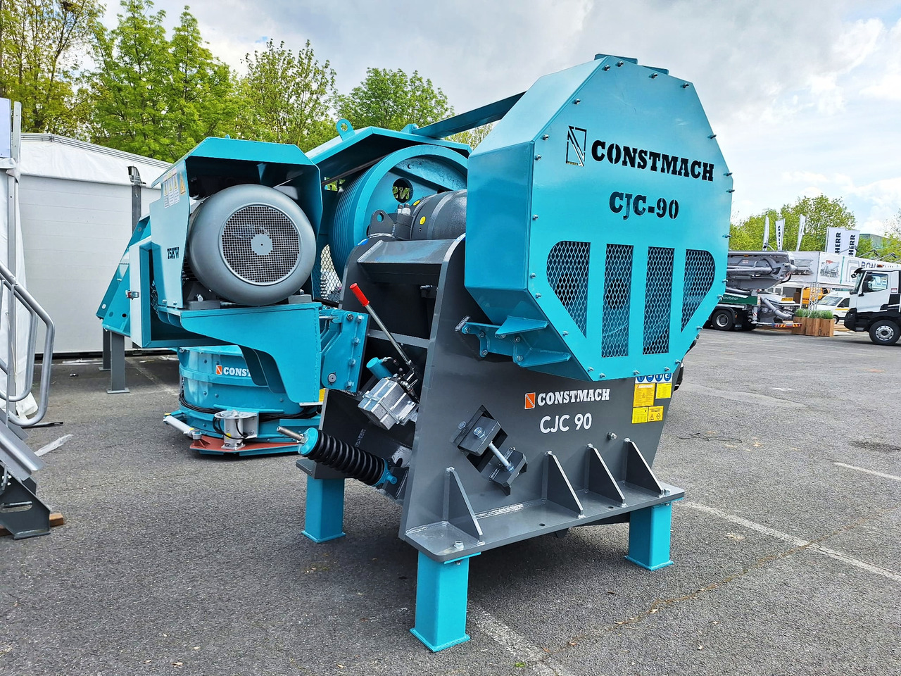 Constmach Delivery Of 60-110 Tph Jaw Crushers In Stock - Θραυστήρας σιαγόνων: φωτογραφία 5 Constmach Delivery Of 60-110 Tph Jaw Crushers In Stock - Θραυστήρας σιαγόνων: φωτογραφία 5