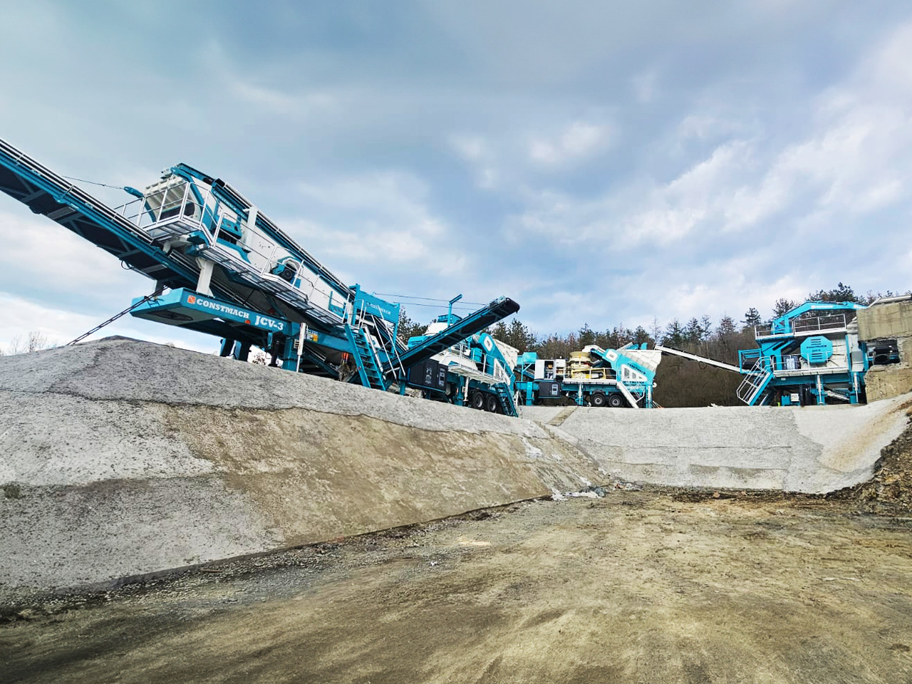 Constmach Mobile Prallbrechanlage mit 300 Tonnen Produktionskapazität - Κινητός σπαστήρας: φωτογραφία 2 Constmach Mobile Prallbrechanlage mit 300 Tonnen Produktionskapazität - Κινητός σπαστήρας: φωτογραφία 2