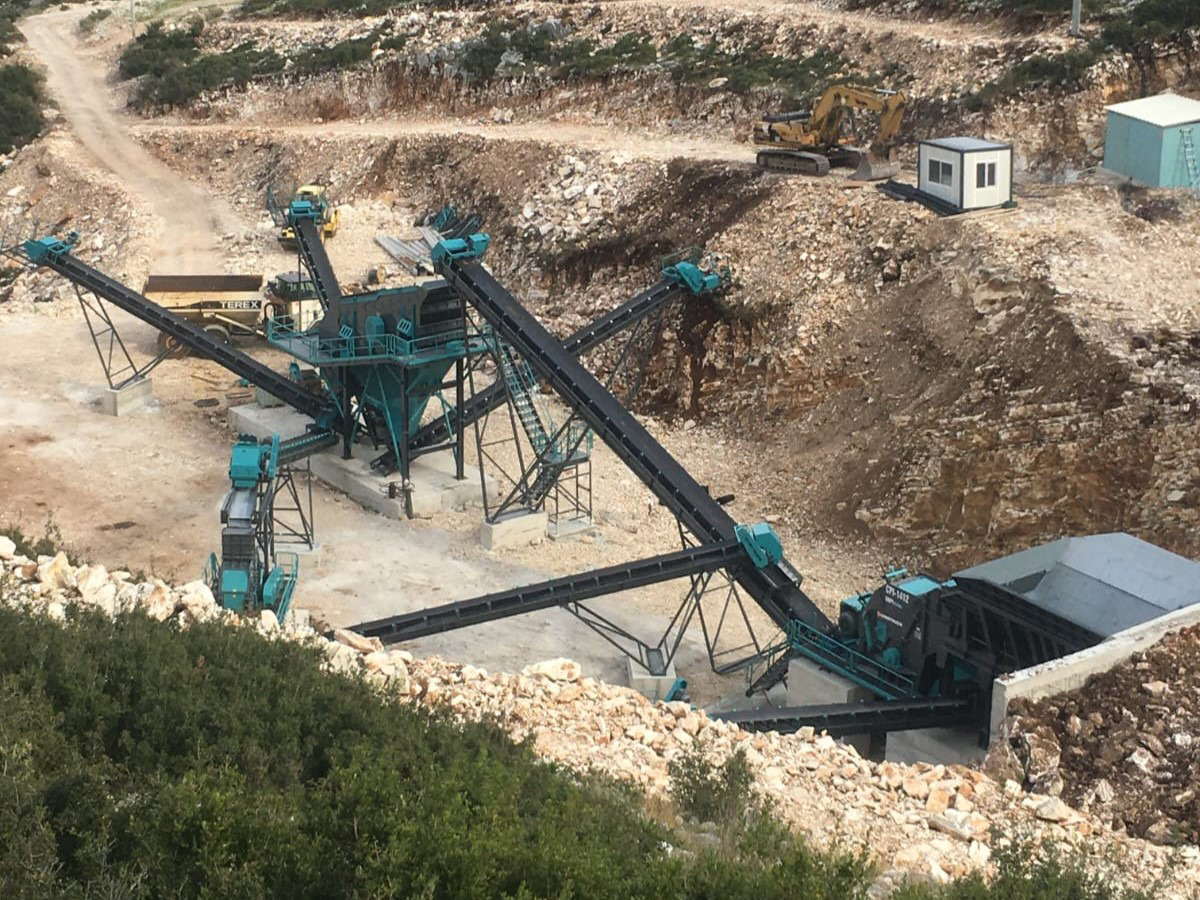 Constmach Stationäre Basalt Steinbrechanlage 250-300 t/h - Μηχάνημα Θραύσης: φωτογραφία 1 Constmach Stationäre Basalt Steinbrechanlage 250-300 t/h - Μηχάνημα Θραύσης: φωτογραφία 1