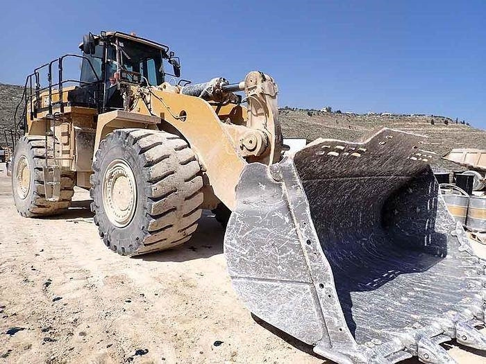 Ελαστιχοφόρος φορτωτής CAT 988K: φωτογραφία 9