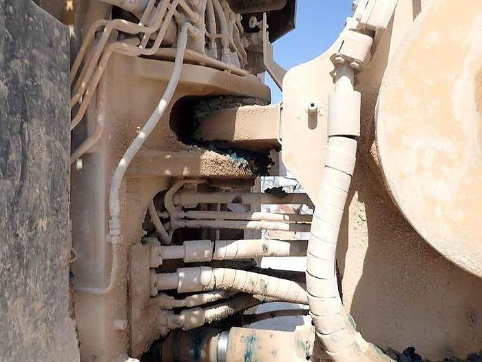 Ελαστιχοφόρος φορτωτής CAT 988K: φωτογραφία 33