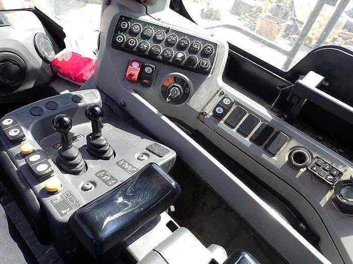 Ελαστιχοφόρος φορτωτής CAT 988K: φωτογραφία 21