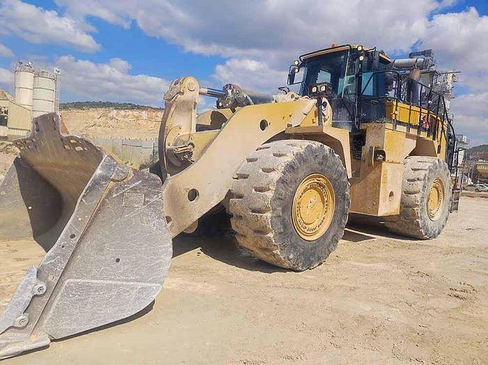 CAT 988K - Ελαστιχοφόρος φορτωτής: φωτογραφία 1 CAT 988K - Ελαστιχοφόρος φορτωτής: φωτογραφία 1