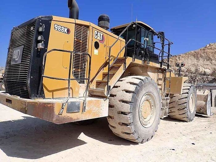 Ελαστιχοφόρος φορτωτής CAT 988K: φωτογραφία 13