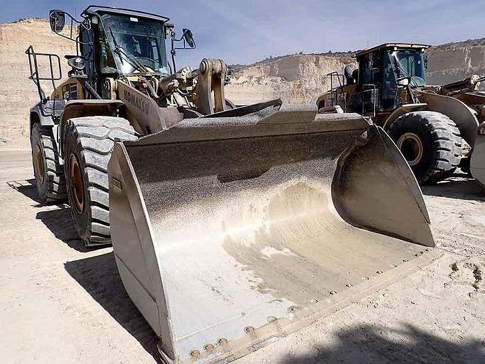 Ελαστιχοφόρος φορτωτής Komatsu WA475-10: φωτογραφία 8