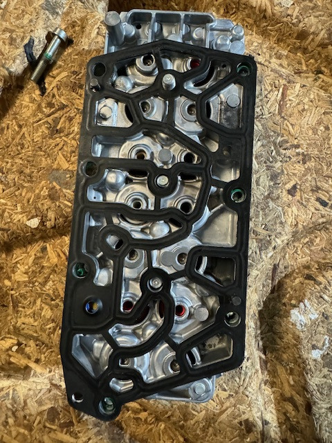 ZF Ventilblock TRAXON Getriebe 0501330550 - Κιβώτιο ταχυτήτων και ανταλλακτικά για Φορτηγό: φωτογραφία 5 ZF Ventilblock TRAXON Getriebe 0501330550 - Κιβώτιο ταχυτήτων και ανταλλακτικά για Φορτηγό: φωτογραφία 5