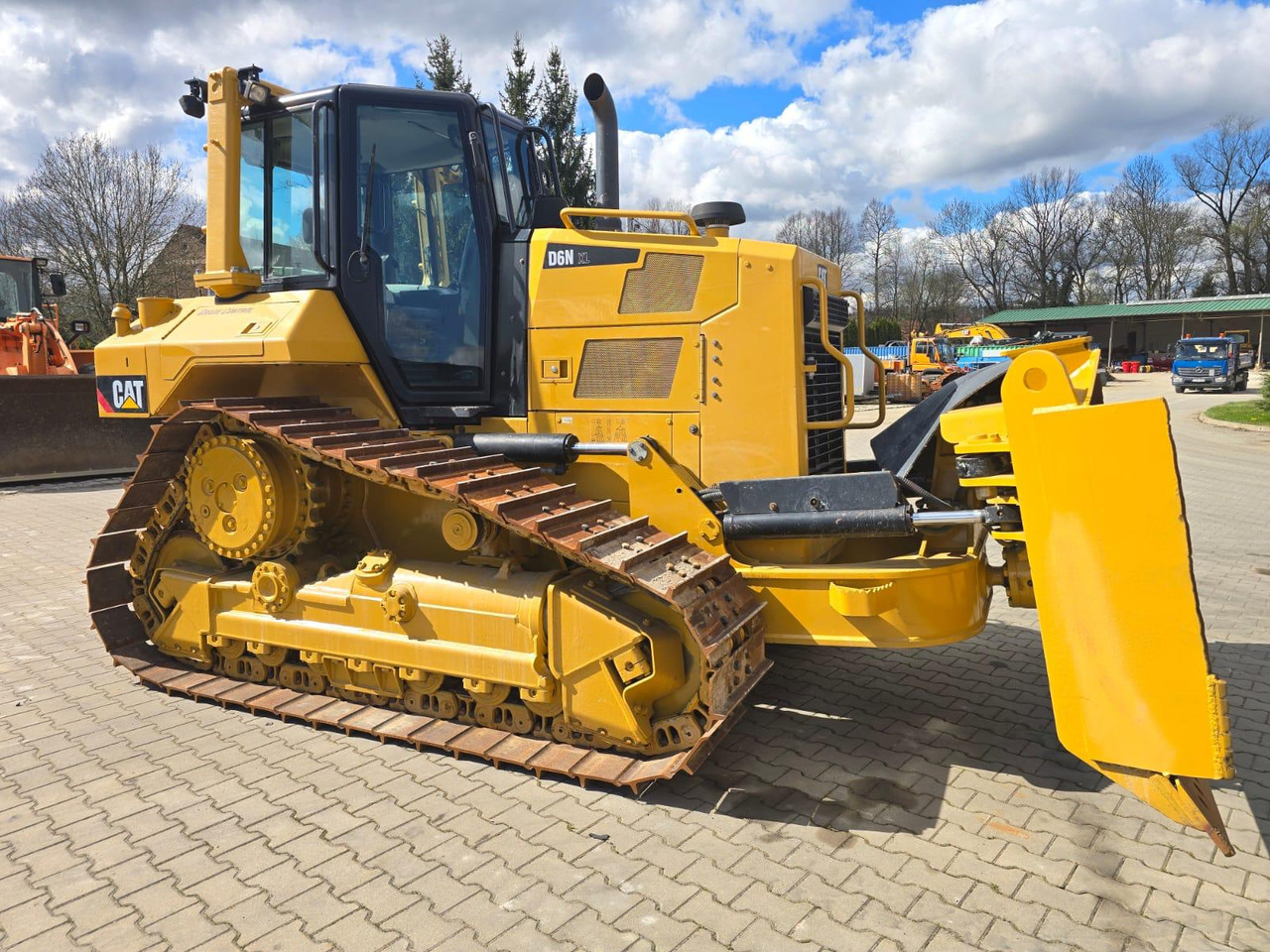 CATERPILLAR D 6 N XL - Μπουλντόζα: φωτογραφία 5 CATERPILLAR D 6 N XL - Μπουλντόζα: φωτογραφία 5