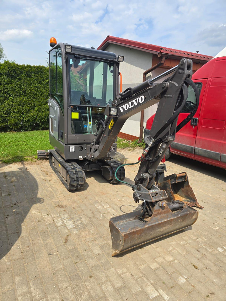 VOLVO EC 18 E - Μίνι εκσκαφέας: φωτογραφία 2 VOLVO EC 18 E - Μίνι εκσκαφέας: φωτογραφία 2