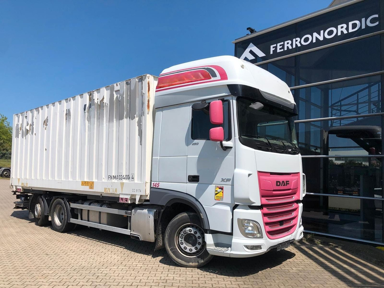 DAF XF450 SSC Lenk/Lift*LBW*AHK*Standkl.*inkl.Koffer - Φορτηγό μεταφοράς εμπορευματοκιβωτίων/ Κινητό αμάξωμα: φωτογραφία 1 DAF XF450 SSC Lenk/Lift*LBW*AHK*Standkl.*inkl.Koffer - Φορτηγό μεταφοράς εμπορευματοκιβωτίων/ Κινητό αμάξωμα: φωτογραφία 1