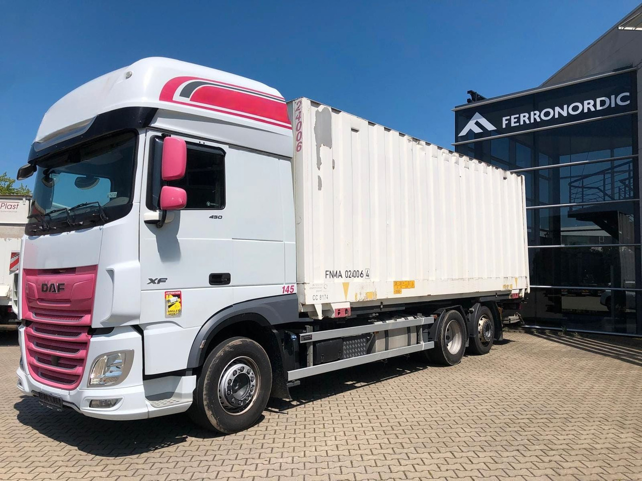 DAF XF450 SSC Lenk/Lift*LBW*AHK*Standkl.*inkl.Koffer - Φορτηγό μεταφοράς εμπορευματοκιβωτίων/ Κινητό αμάξωμα: φωτογραφία 2 DAF XF450 SSC Lenk/Lift*LBW*AHK*Standkl.*inkl.Koffer - Φορτηγό μεταφοράς εμπορευματοκιβωτίων/ Κινητό αμάξωμα: φωτογραφία 2