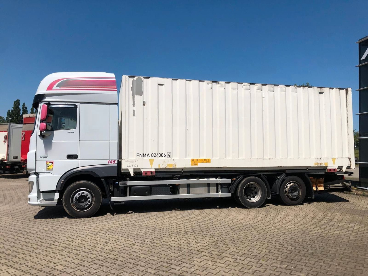 DAF XF450 SSC Lenk/Lift*LBW*AHK*Standklima - Φορτηγό μεταφοράς εμπορευματοκιβωτίων/ Κινητό αμάξωμα: φωτογραφία 2 DAF XF450 SSC Lenk/Lift*LBW*AHK*Standklima - Φορτηγό μεταφοράς εμπορευματοκιβωτίων/ Κινητό αμάξωμα: φωτογραφία 2