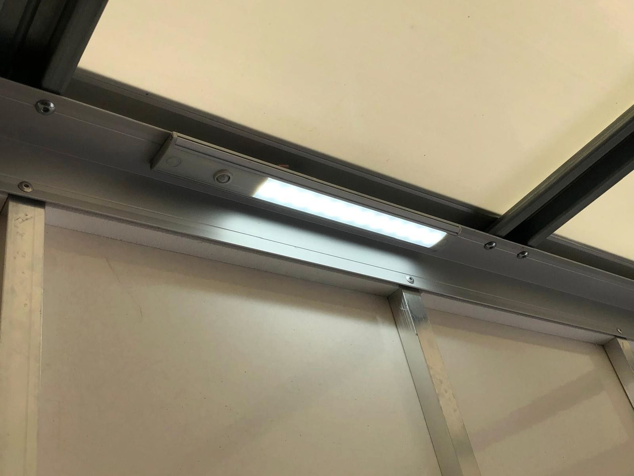 Επαγγελματικό αυτοκίνητο κόφα Renault MASTER RED 3.5T*LBW*Klima*4.2m*AUCH MIETE: φωτογραφία 9 Επαγγελματικό αυτοκίνητο κόφα Renault MASTER RED 3.5T*LBW*Klima*4.2m*AUCH MIETE: φωτογραφία 9