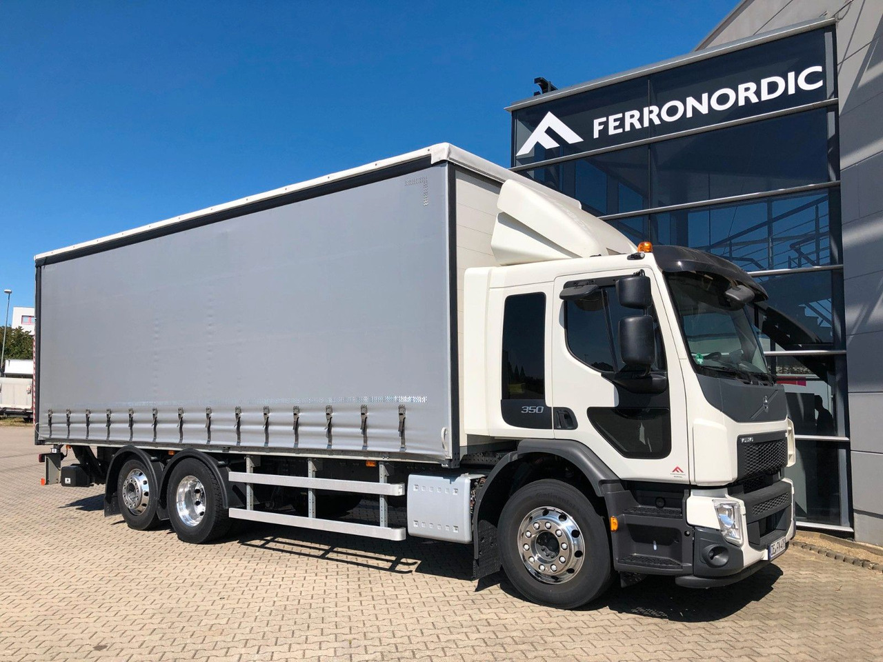 Volvo FE 350 26T 6x2 Lenkachse*ALU*LBW*EDSCHA - Φορτηγό μουσαμάς: φωτογραφία 1 Volvo FE 350 26T 6x2 Lenkachse*ALU*LBW*EDSCHA - Φορτηγό μουσαμάς: φωτογραφία 1