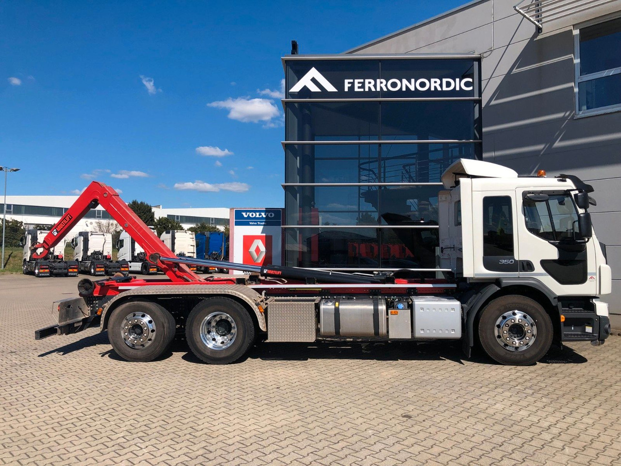 Volvo FE 350 6x2 Lenkachse*Alufelgen*HIAB*AHK*Klima - Φορτηγό φόρτωσης γάντζου: φωτογραφία 5 Volvo FE 350 6x2 Lenkachse*Alufelgen*HIAB*AHK*Klima - Φορτηγό φόρτωσης γάντζου: φωτογραφία 5