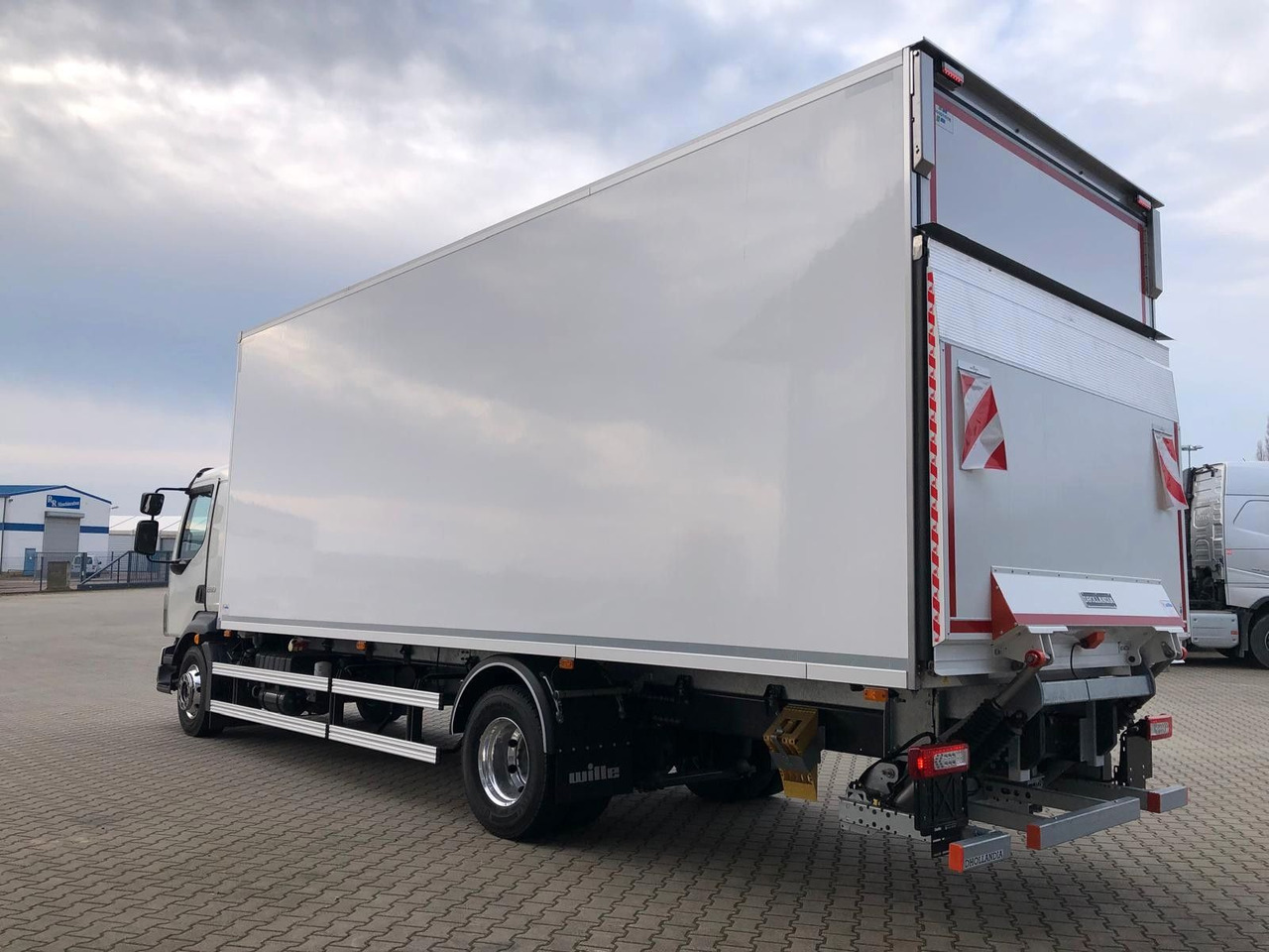 Volvo FL16.280 VollLuft*LBW *Carrier Supra850*a.Miete - Φορτηγό ψυγείο: φωτογραφία 5 Volvo FL16.280 VollLuft*LBW *Carrier Supra850*a.Miete - Φορτηγό ψυγείο: φωτογραφία 5