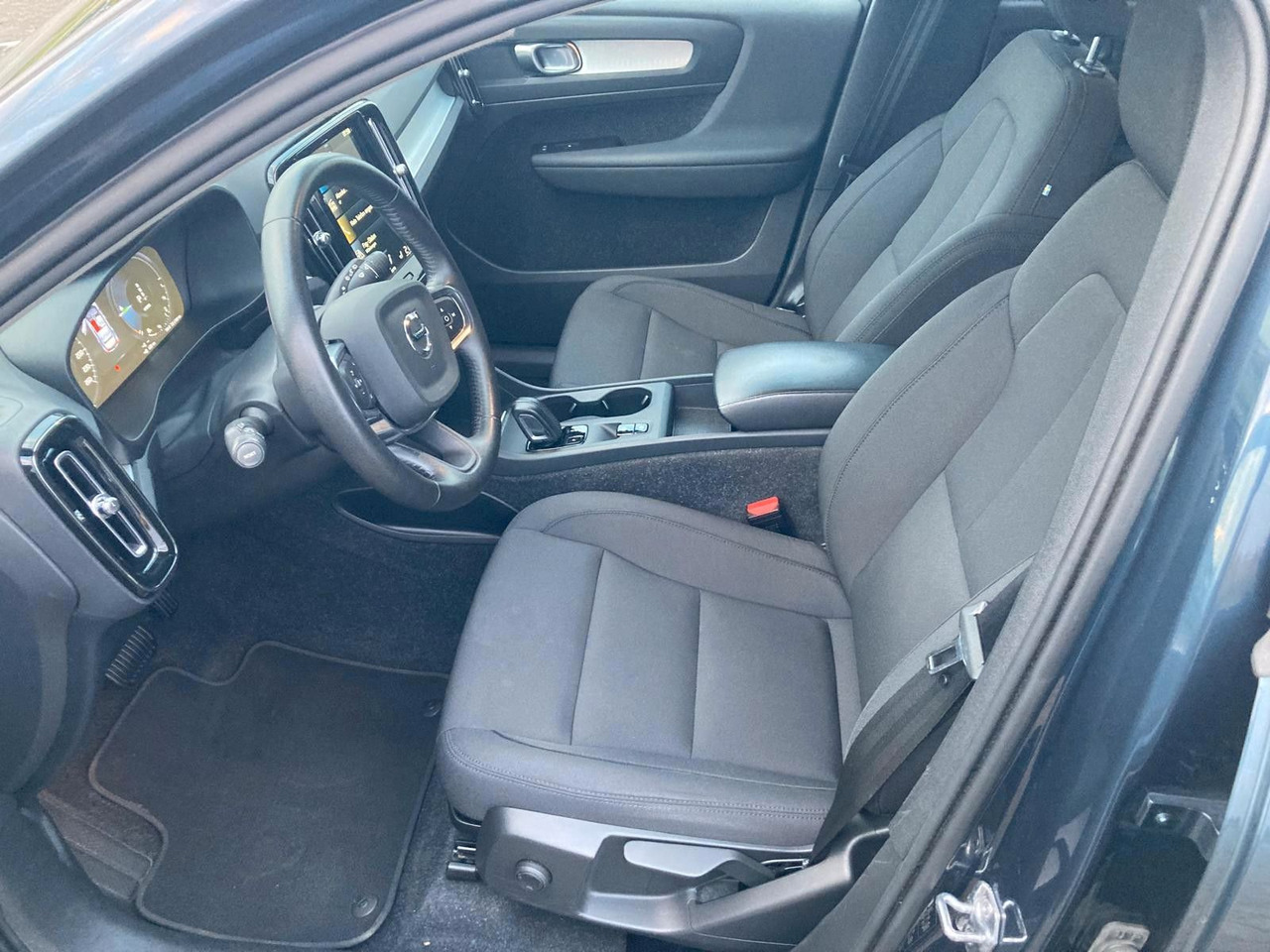 Volvo XC 40 T4 Inscription Expr. Recharge Plug-In Hyb - SUV: φωτογραφία 5 Volvo XC 40 T4 Inscription Expr. Recharge Plug-In Hyb - SUV: φωτογραφία 5