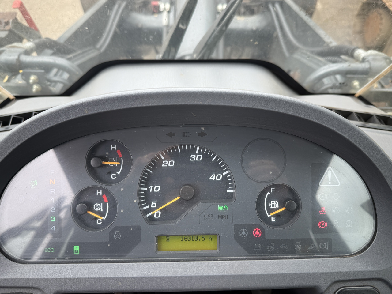 Ελαστιχοφόρος φορτωτής KOMATSU WA200PZ-6: φωτογραφία 16